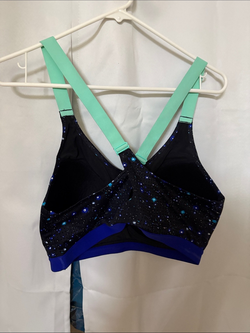 Victoria's Secret Black Galaxy Sports Bra with Mint Straps 36 DD - Picture 2 of 4